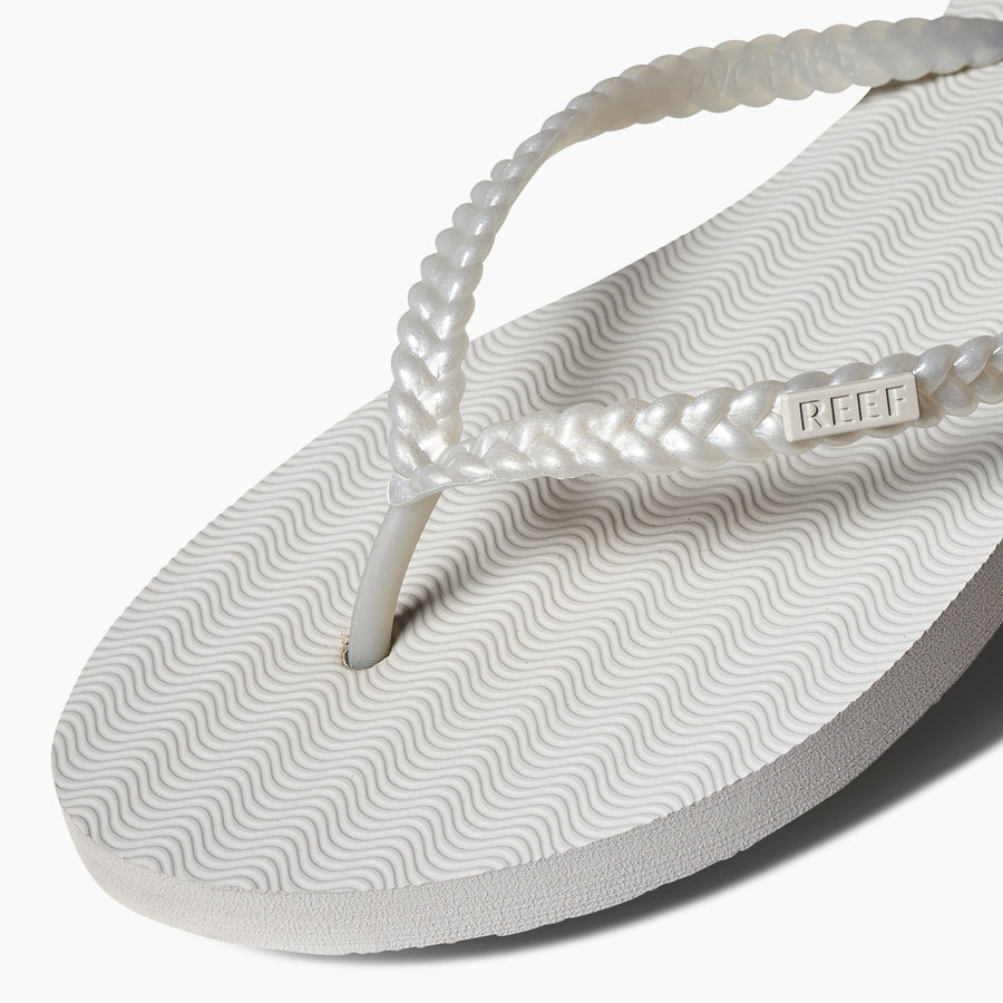 CJ5705_SEASIDETWIST_SILVER_DTL1-900x900-831cf75.jpg
