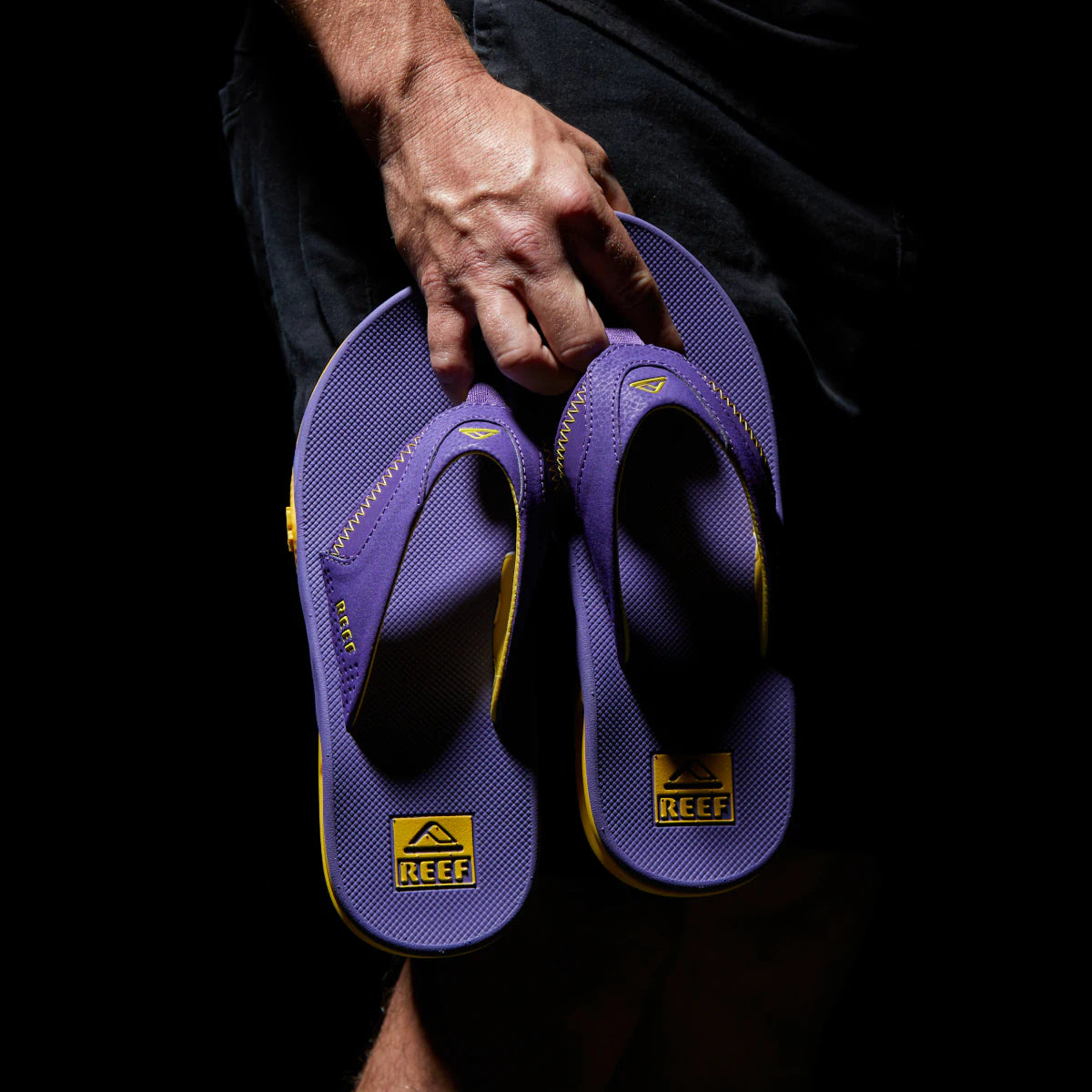 CJ6405-Fanning-Pregame-Purple-Gold-2_5a4df89d-7ff7-418d-927e-1b64c5f52e89-2.jpg