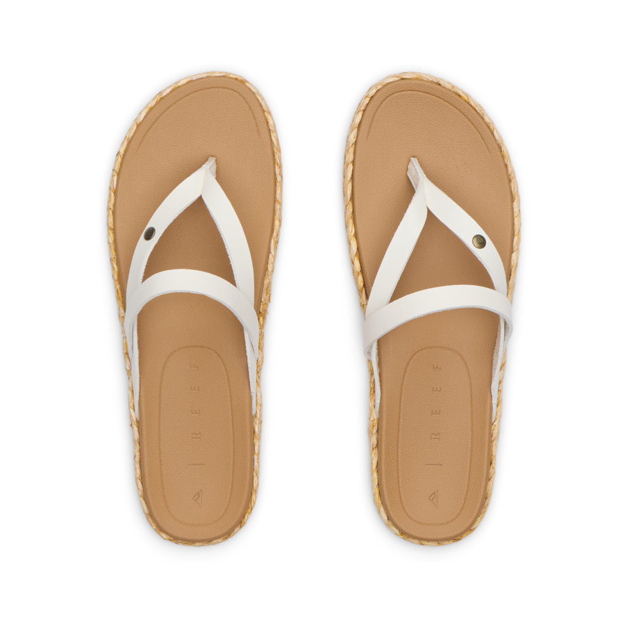 CJ6739_VISTA_CARMEN_WHISPER_WHITE_T_SHADOW-900x900-c4cc11b.png