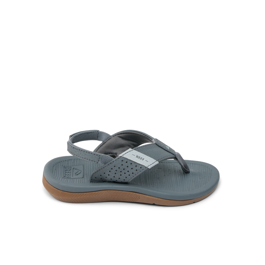 CJ6782_LITTLE_SANTA_ANA_GREY_RS_shadow-900x900-c4cc11b.png