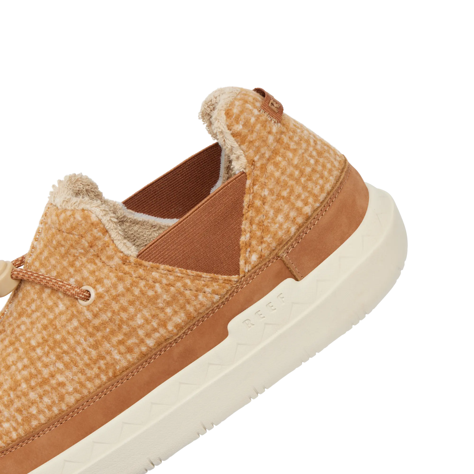 CJ7101_MS_RAMBLER_RETRO_TAN_DTL2-2000x2000-064a3d6.png