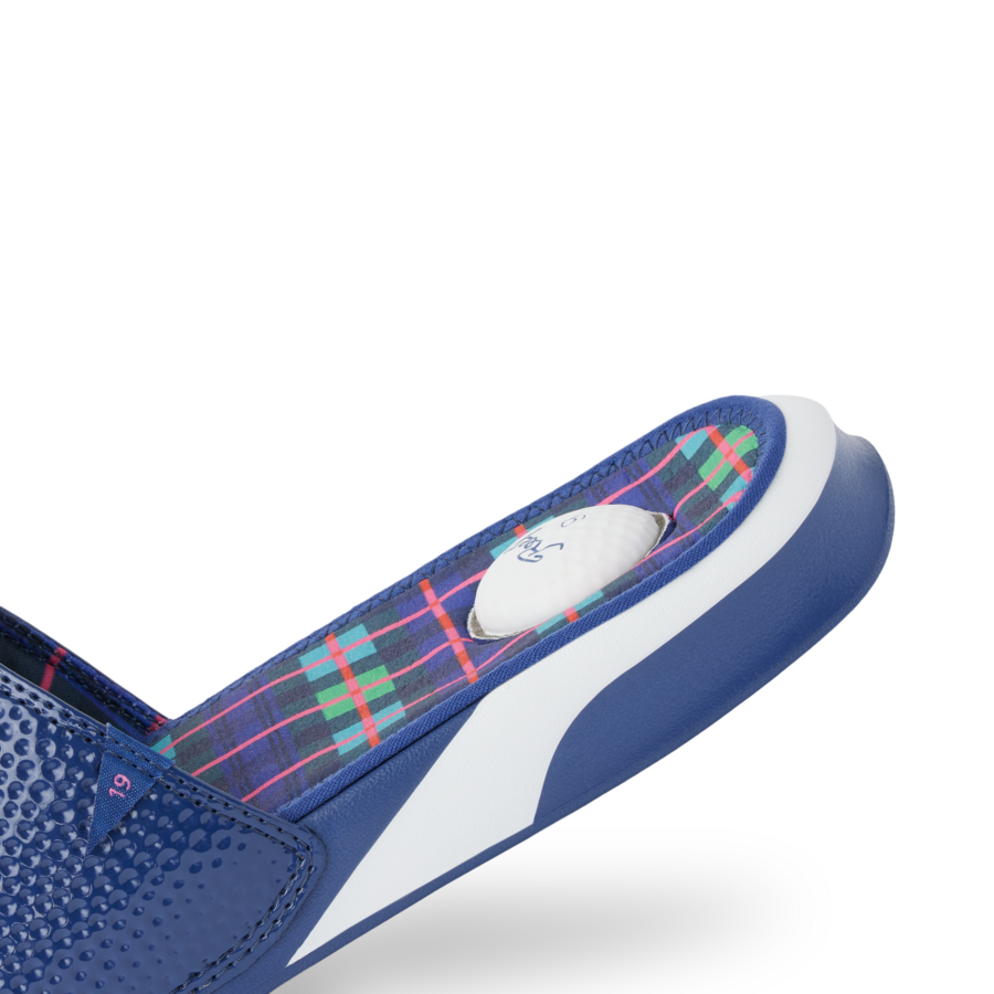 CJ7111_MULLIGAN_SLIDE_SCOTTISH_WATERS_DTL2_SHADOW-900x900-c4cc11b.png