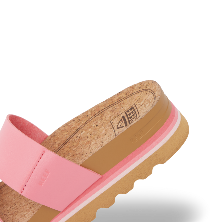 CJ7875_CUSHIONVISTAHI_PINKBRAID_DTL2-900x900-c4cc11b.png