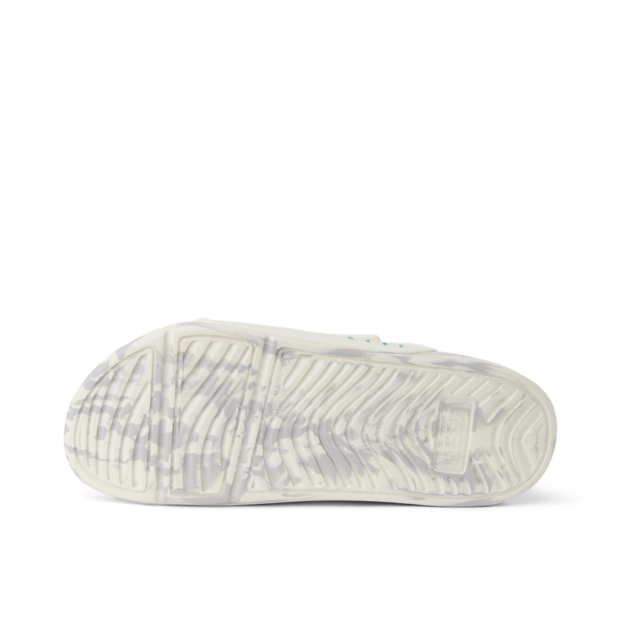 CJ8398_OASIS_ADAPT_MALLOW_X_PALM_O_SHADOW-900x900-c4cc11b.png