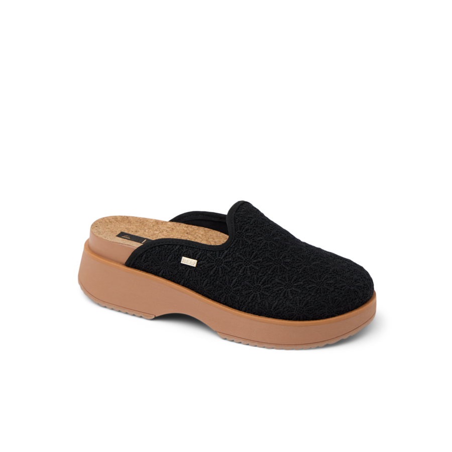 CJ8805_VISTA_SKYE_BLACK_LACE_MAIN_SHADOW-900x900-c4cc11b.png
